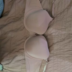 Victoria Secret Tshirt Bra 38D